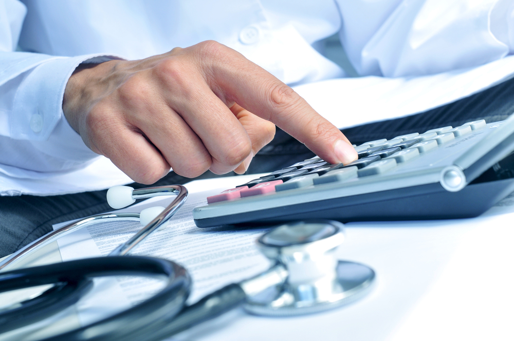 medical billing virtual assistant calculating